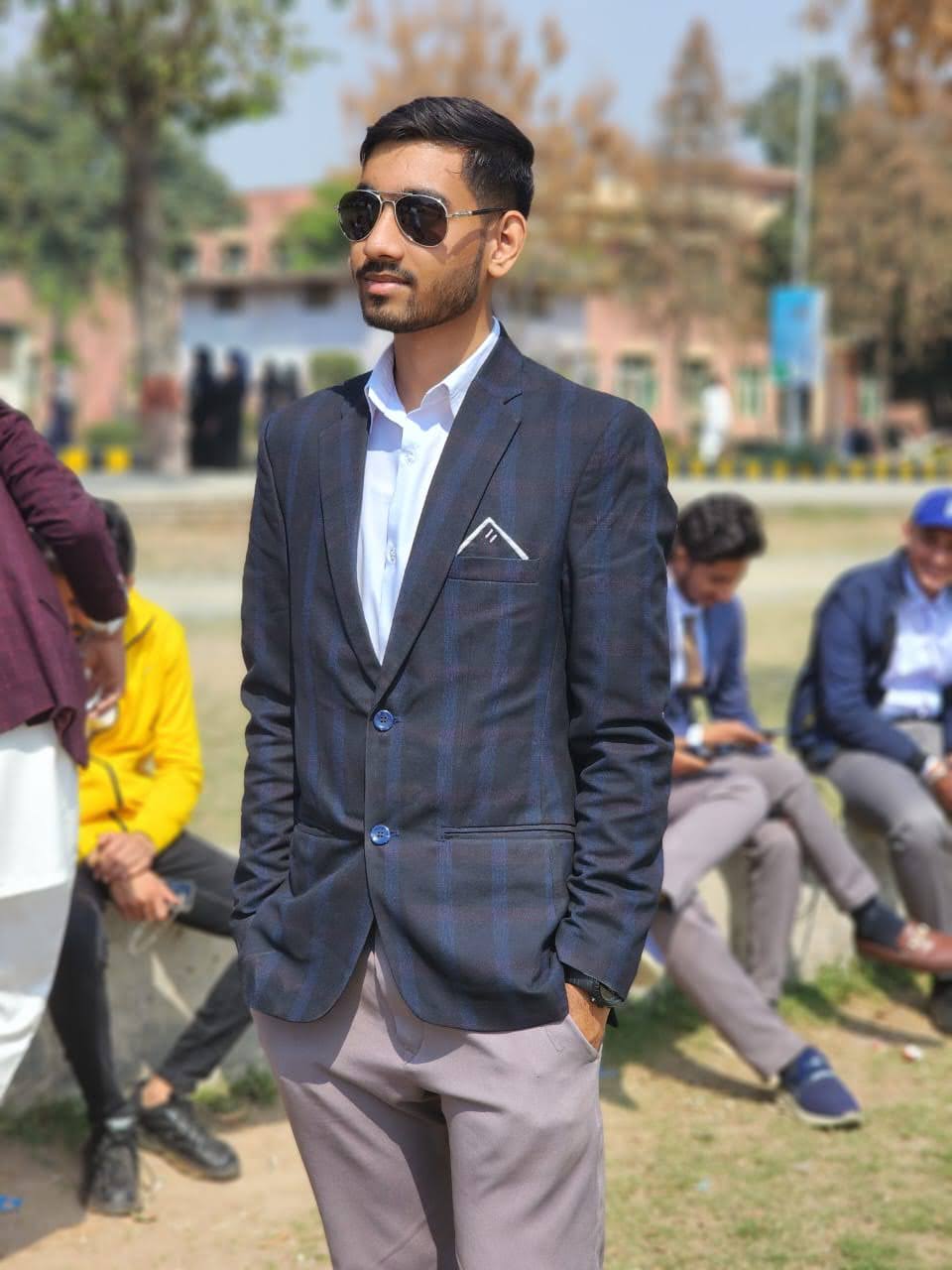 prof_pic.jpg